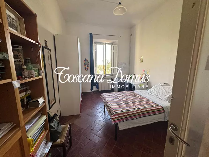 Immagine 15 di Appartamento in vendita  a Siena