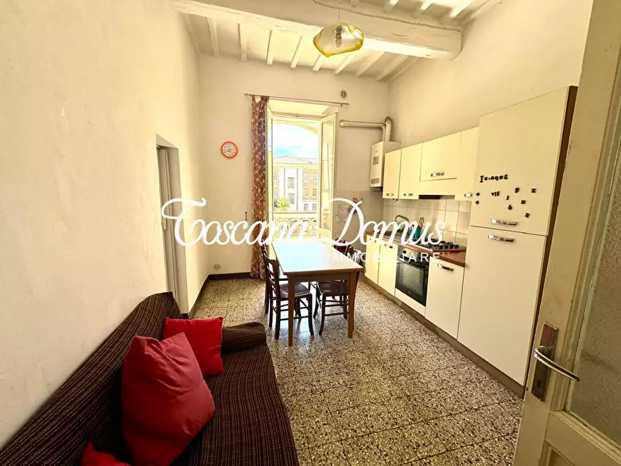 Immagine 7 di Appartamento in vendita  a Siena