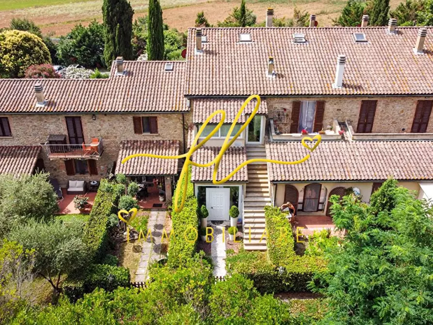 Immagine 1 di Villetta a schiera in vendita  a Riparbella