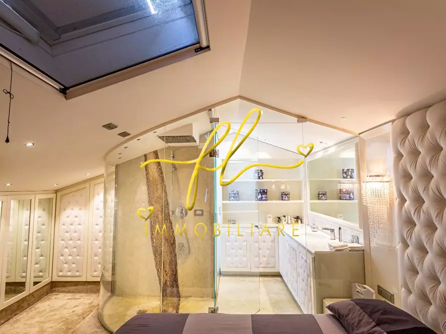 Immagine 29 di Villetta a schiera in vendita  a Riparbella