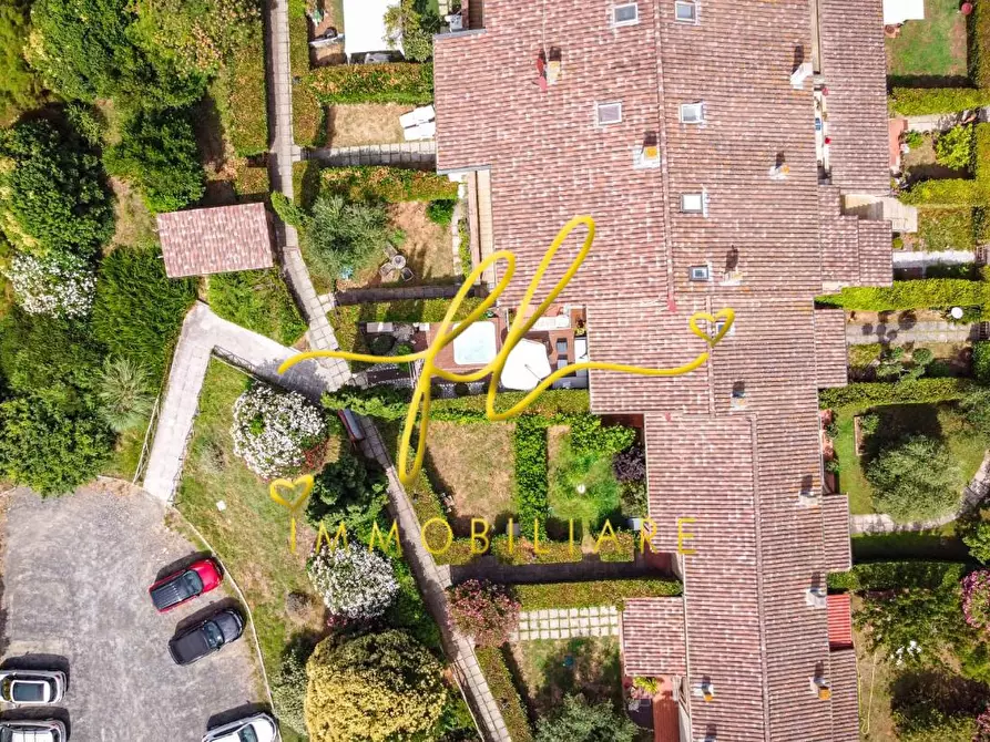 Immagine 39 di Villetta a schiera in vendita  a Riparbella