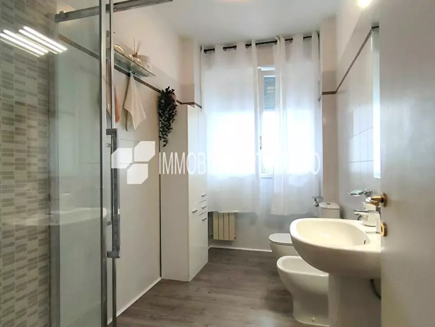 Immagine 10 di Appartamento in vendita  a Massa