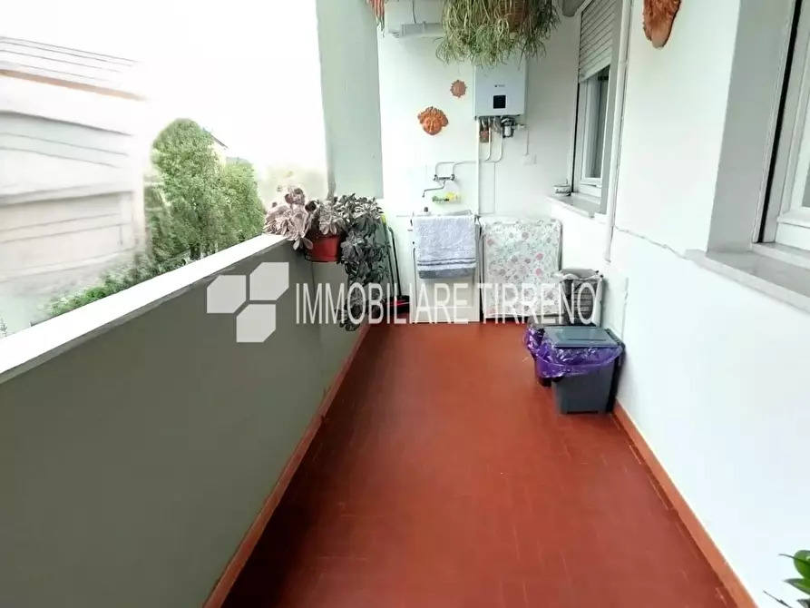 Immagine 3 di Appartamento in vendita  a Massa