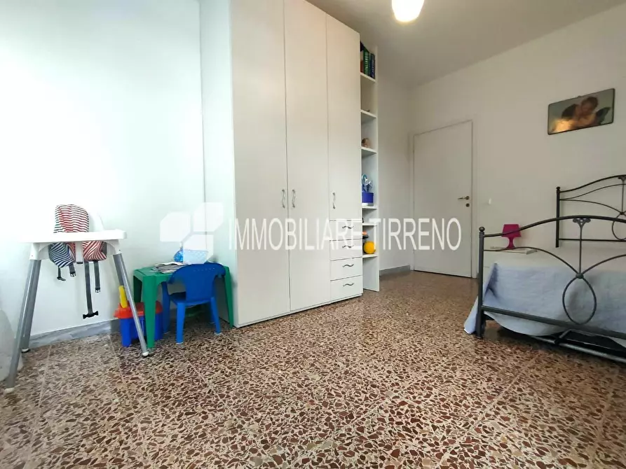 Immagine 8 di Appartamento in vendita  a Massa