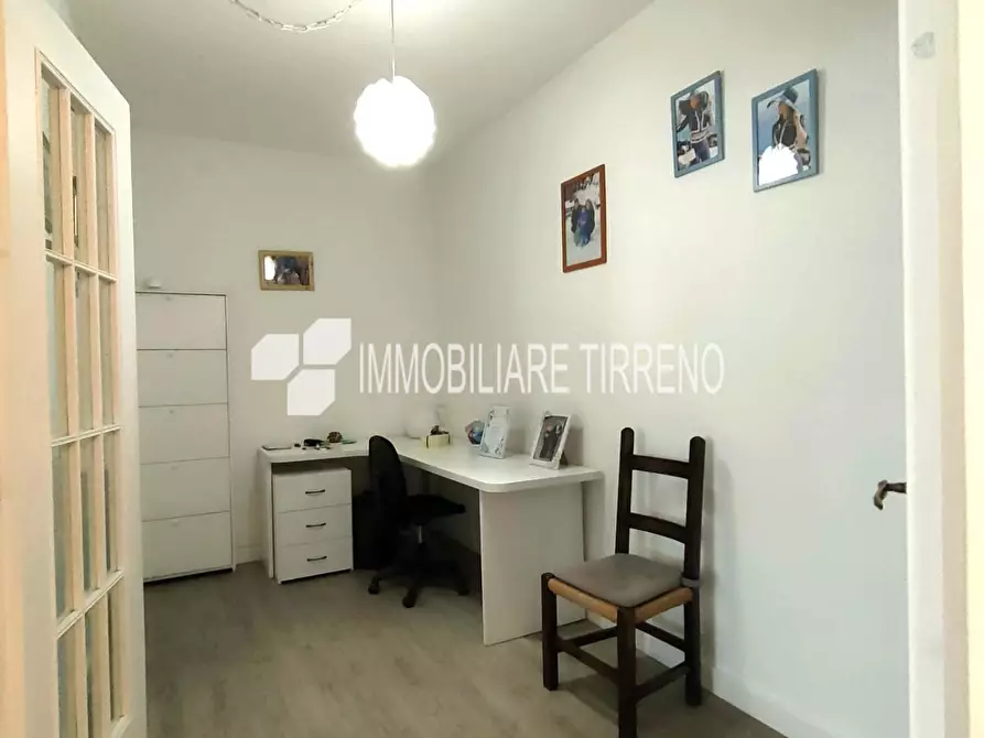 Immagine 9 di Appartamento in vendita  a Massa