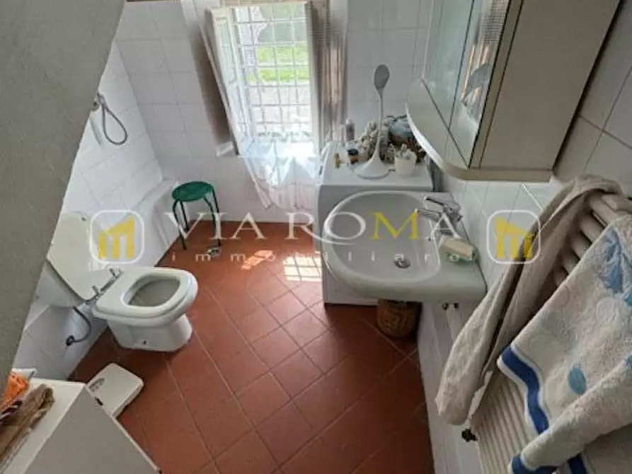 Immagine 21 di Casa bifamiliare in vendita  a Lucca