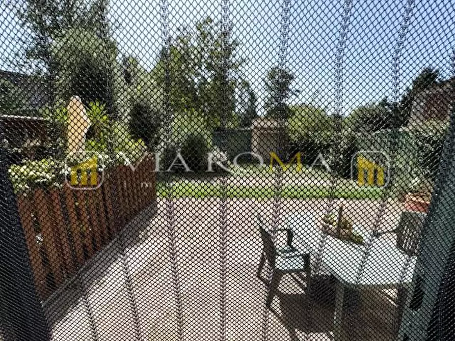 Immagine 25 di Casa bifamiliare in vendita  a Lucca