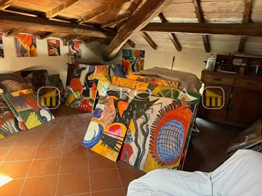 Immagine 45 di Casa bifamiliare in vendita  a Lucca