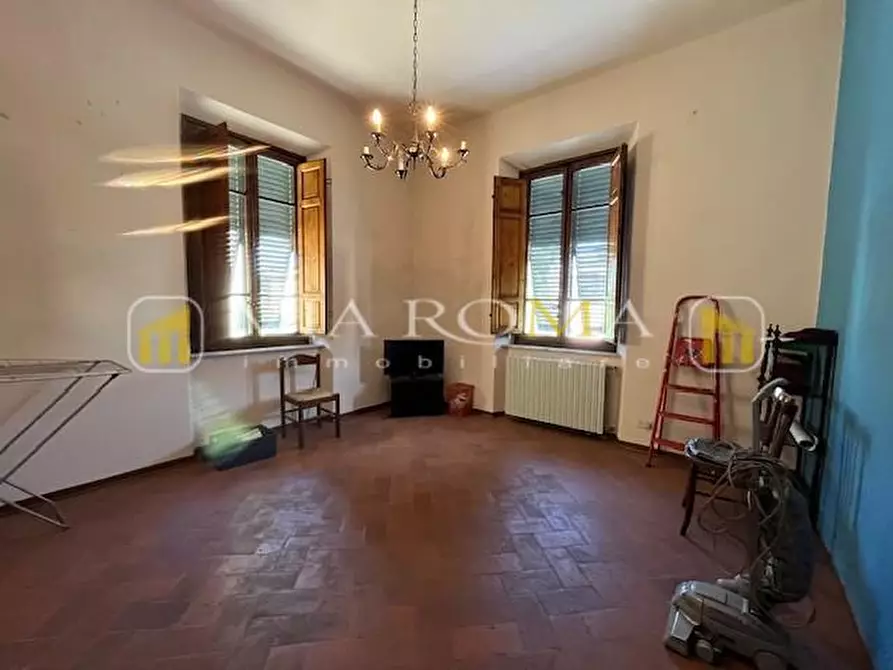 Immagine 11 di Casa bifamiliare in vendita  a Lucca