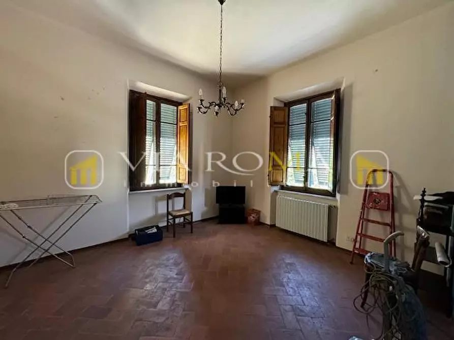 Immagine 40 di Casa bifamiliare in vendita  a Lucca