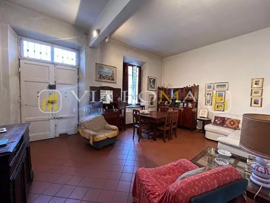 Immagine 4 di Casa bifamiliare in vendita  a Lucca