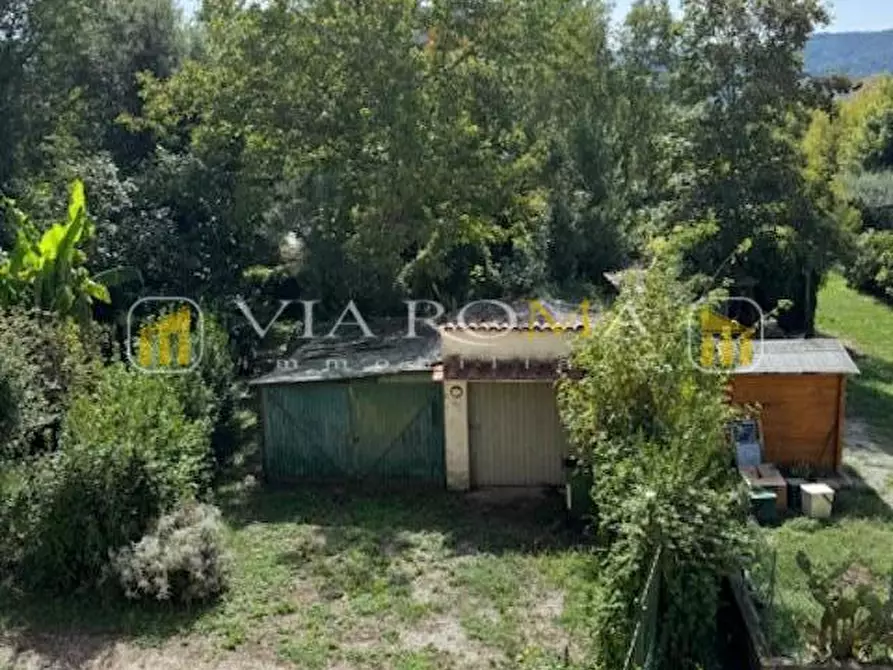 Immagine 28 di Casa bifamiliare in vendita  a Lucca