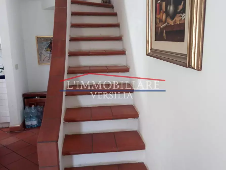 Immagine 18 di Casa bifamiliare in vendita  a Montignoso