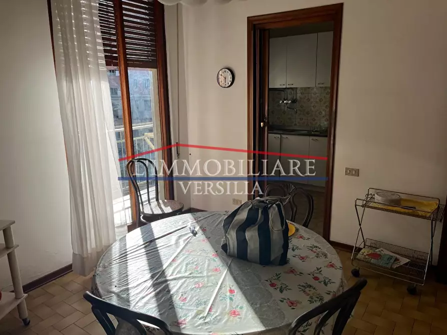 Immagine 7 di Appartamento in vendita  a Carrara