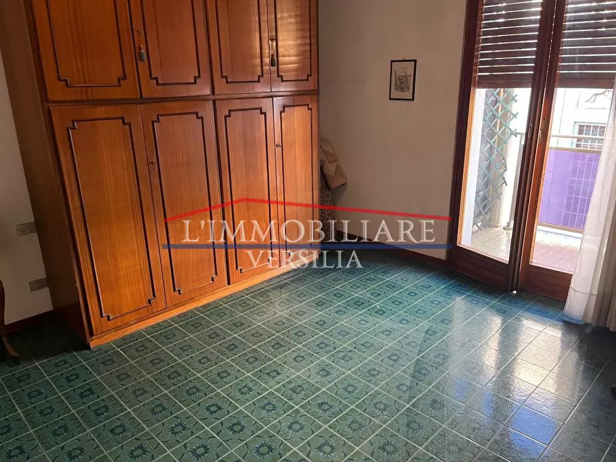 Immagine 11 di Appartamento in vendita  a Carrara