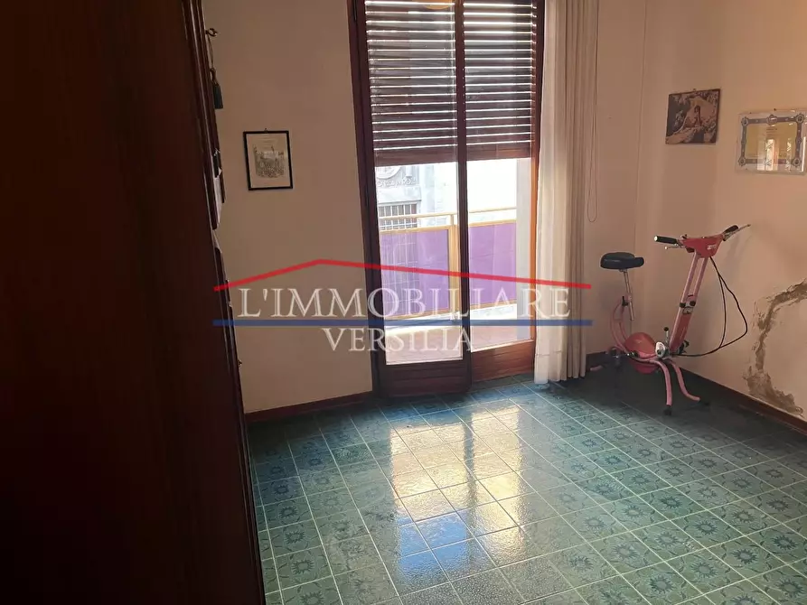 Immagine 10 di Appartamento in vendita  a Carrara