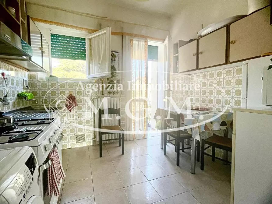 Immagine 6 di Appartamento in vendita  a Pontedera