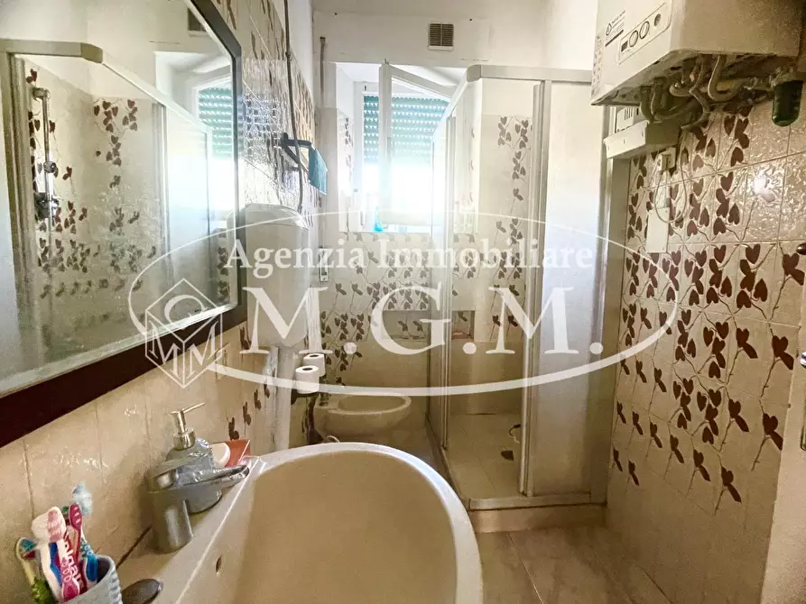 Immagine 11 di Appartamento in vendita  a Pontedera