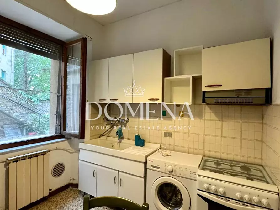 Immagine 16 di Appartamento in vendita  a Siena