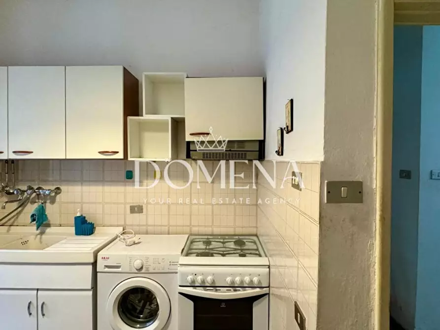 Immagine 17 di Appartamento in vendita  a Siena