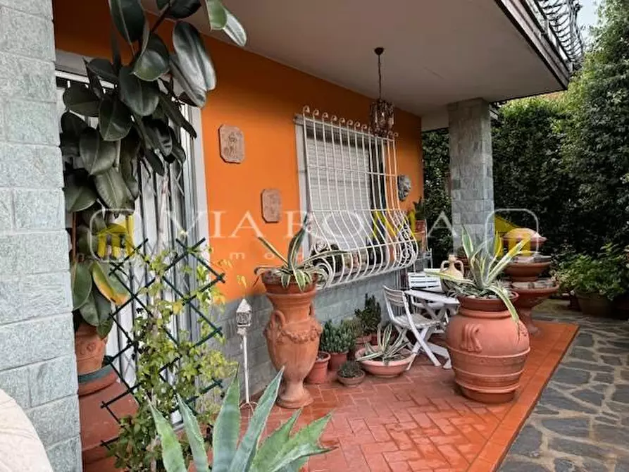 Immagine 19 di Villa in vendita  a Pescaglia