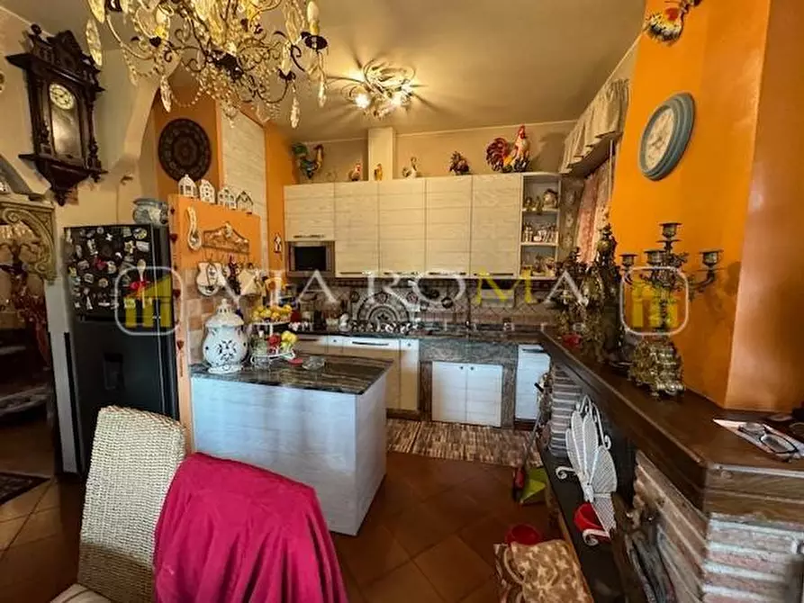 Immagine 13 di Villa in vendita  a Pescaglia