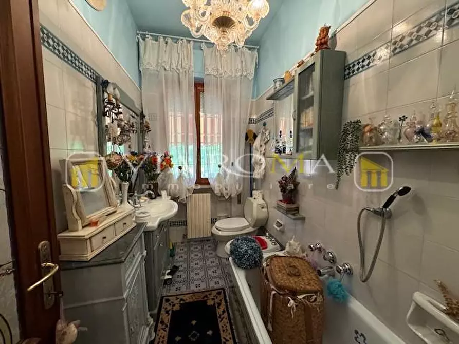 Immagine 15 di Villa in vendita  a Pescaglia