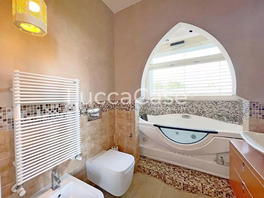 Immagine 17 di Casa indipendente in vendita  a Capannori