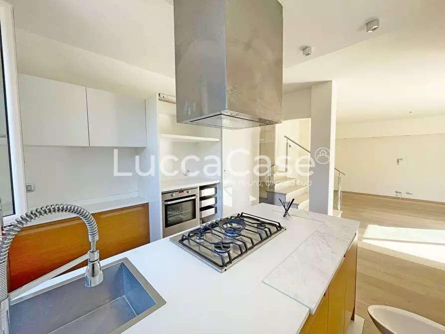 Immagine 11 di Casa indipendente in vendita  a Capannori