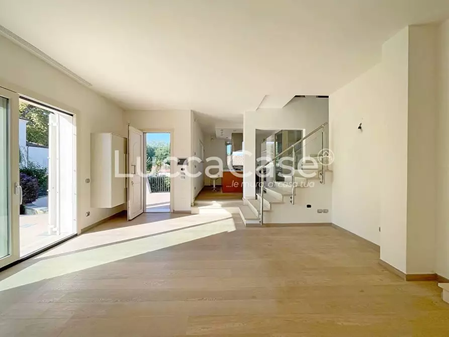 Immagine 13 di Casa indipendente in vendita  a Capannori