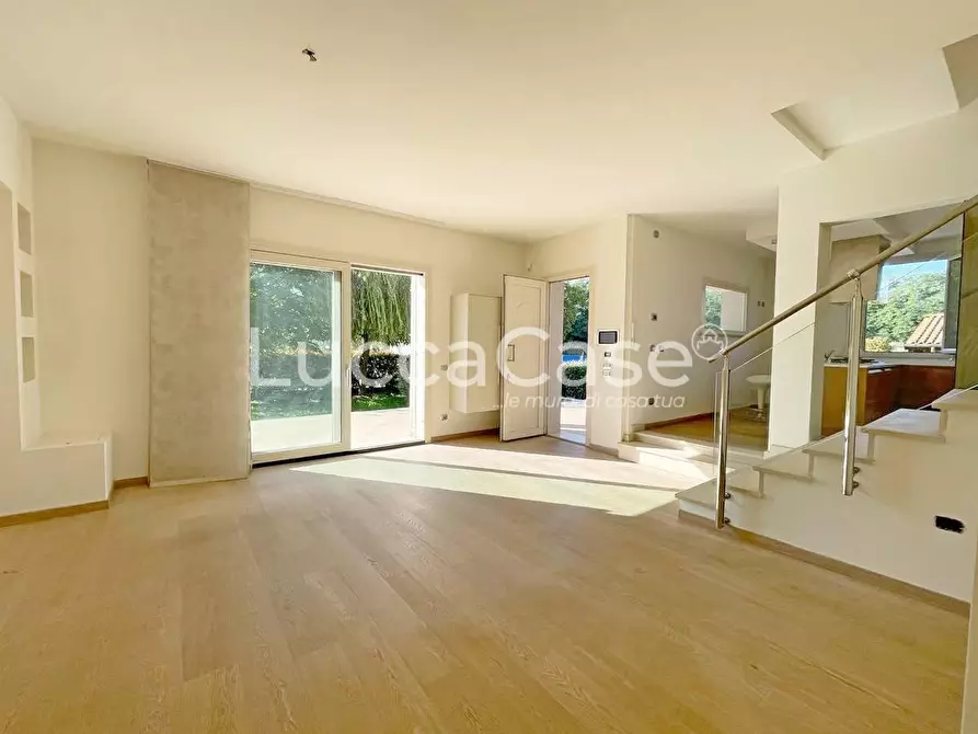 Immagine 4 di Casa indipendente in vendita  a Capannori