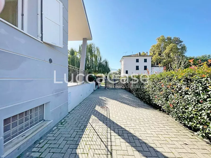 Immagine 38 di Casa indipendente in vendita  a Capannori