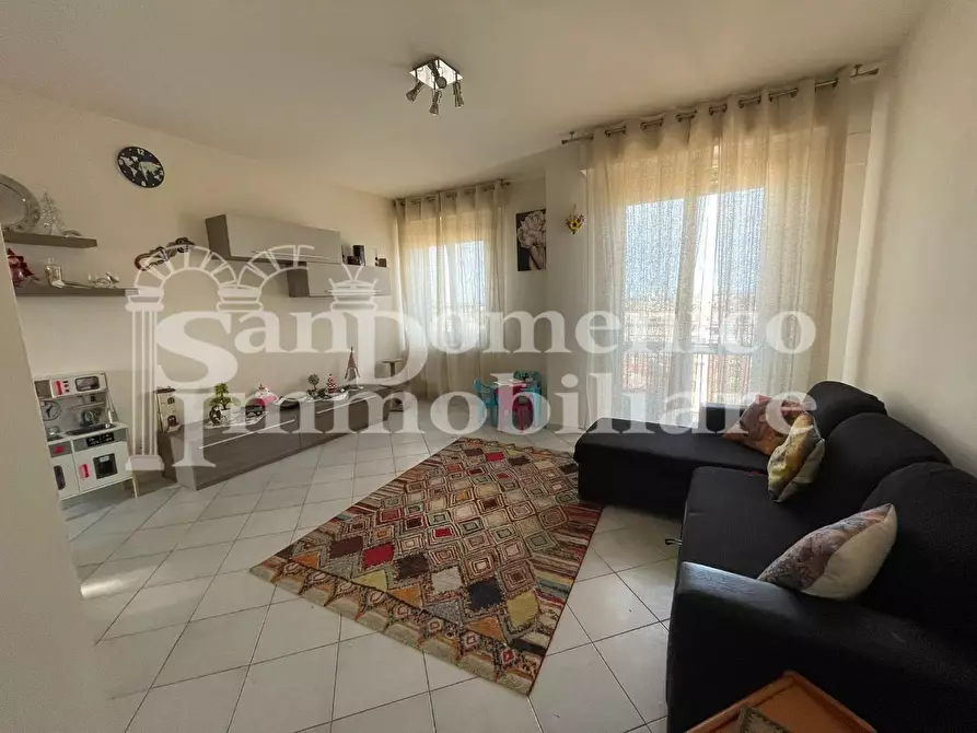 Immagine 1 di Appartamento in vendita  a Cascina