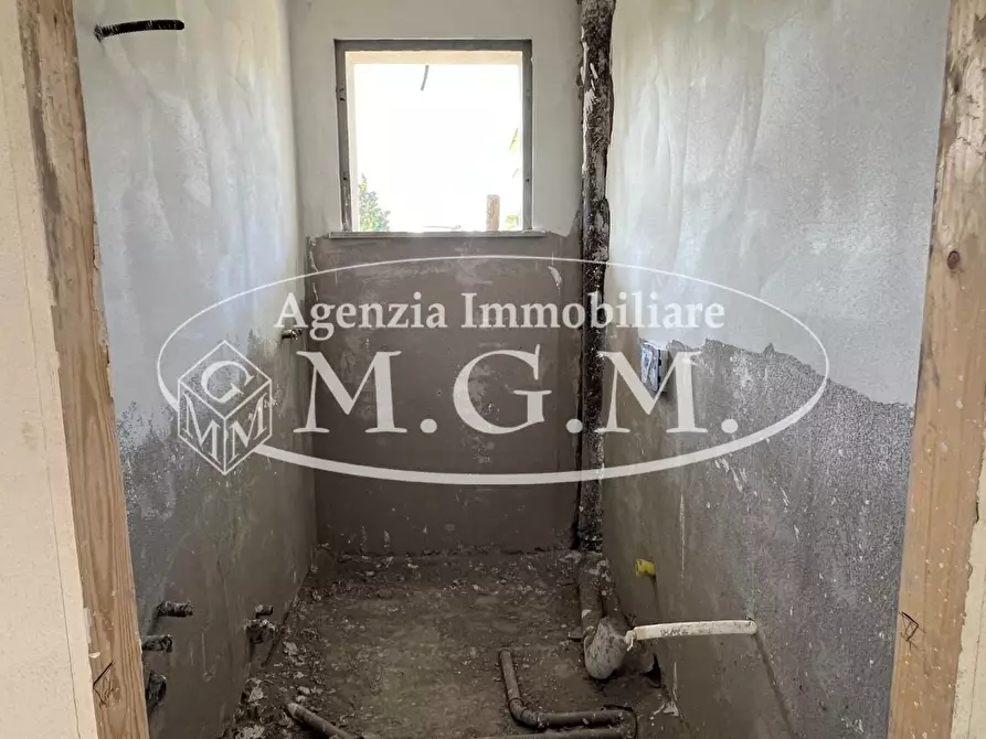 Immagine 11 di Villetta a schiera in vendita  a Santa Maria A Monte