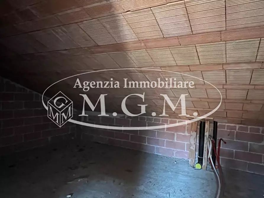 Immagine 21 di Villetta a schiera in vendita  a Santa Maria A Monte