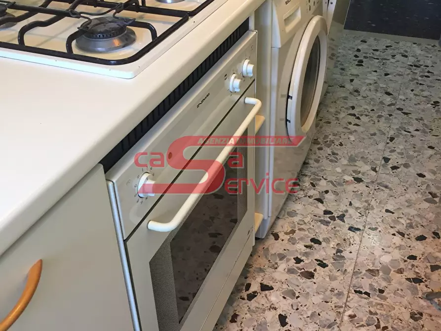 Immagine 6 di Appartamento in vendita  a Montecatini Terme