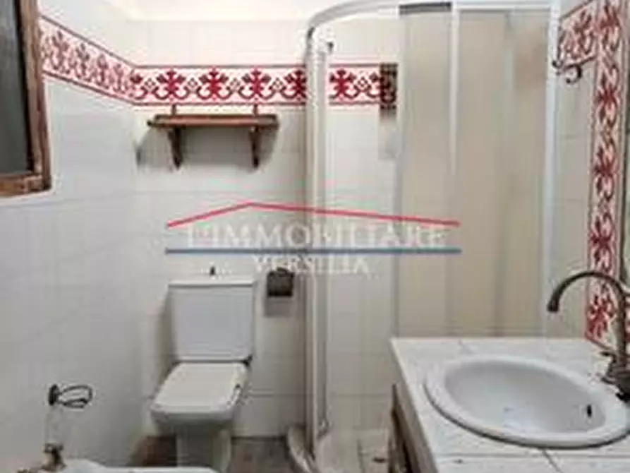 Immagine 14 di Appartamento in vendita  a Carrara