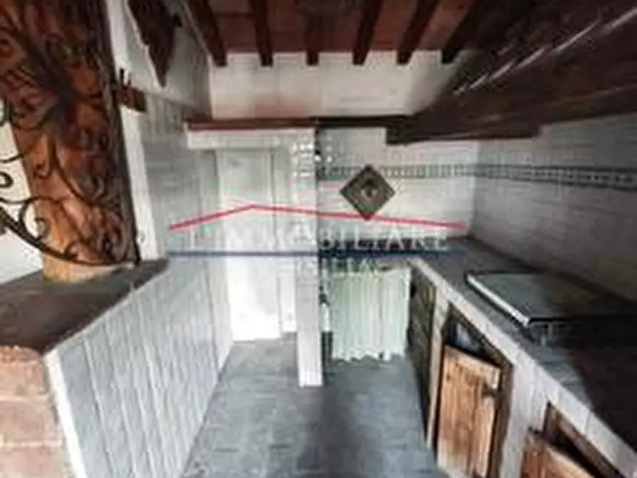 Immagine 7 di Appartamento in vendita  a Carrara