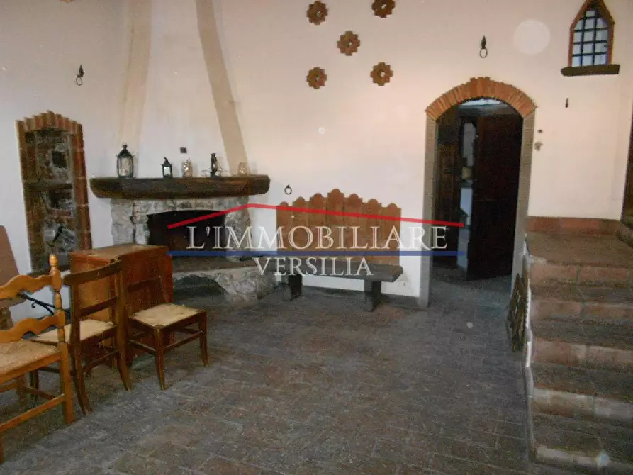 Immagine 4 di Appartamento in vendita  a Carrara