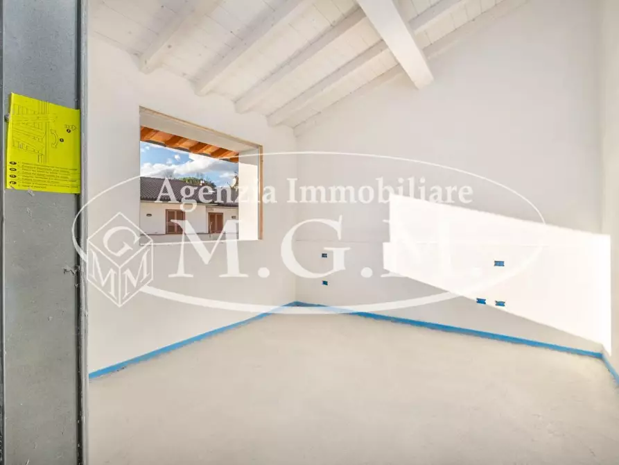 Immagine 13 di Casa bifamiliare in vendita  a Bientina