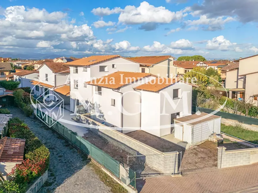 Immagine 7 di Casa bifamiliare in vendita  a Bientina