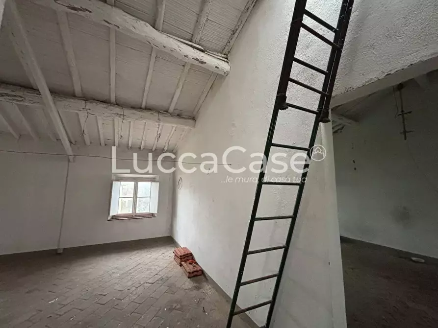 Immagine 41 di Casa indipendente in vendita  a Porcari