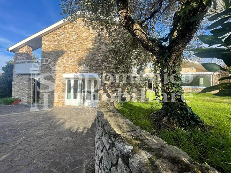 Immagine 2 di Villa in vendita  a Casciana Terme Lari