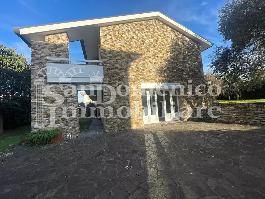 Immagine 55 di Villa in vendita  a Casciana Terme Lari
