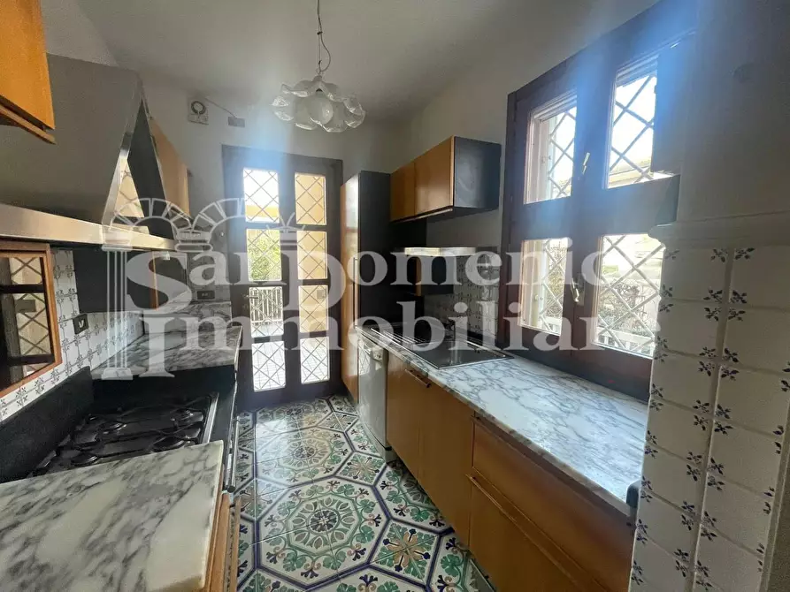 Immagine 26 di Villa in vendita  a Casciana Terme Lari