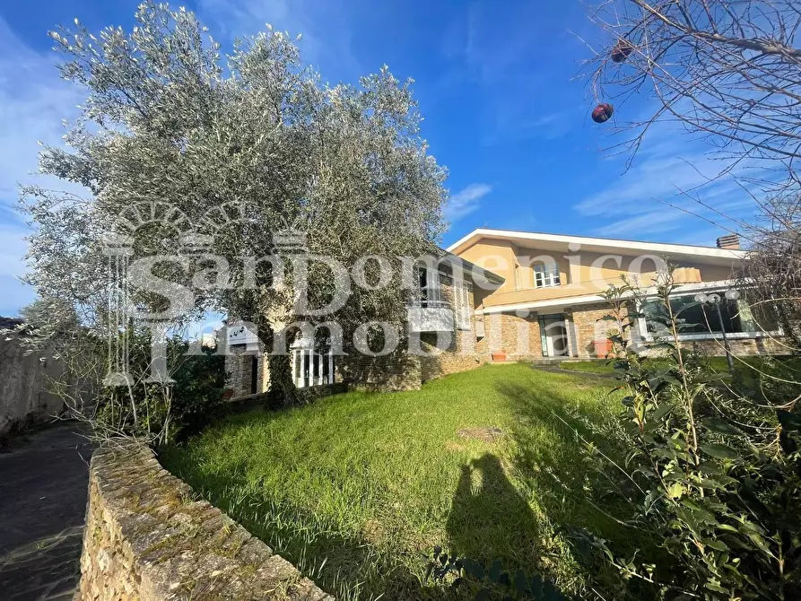 Immagine 4 di Villa in vendita  a Casciana Terme Lari
