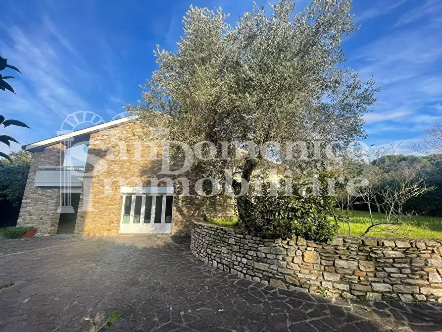 Immagine 93 di Villa in vendita  a Casciana Terme Lari