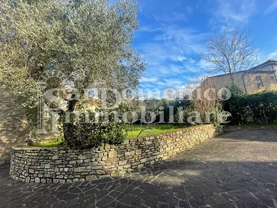 Immagine 92 di Villa in vendita  a Casciana Terme Lari