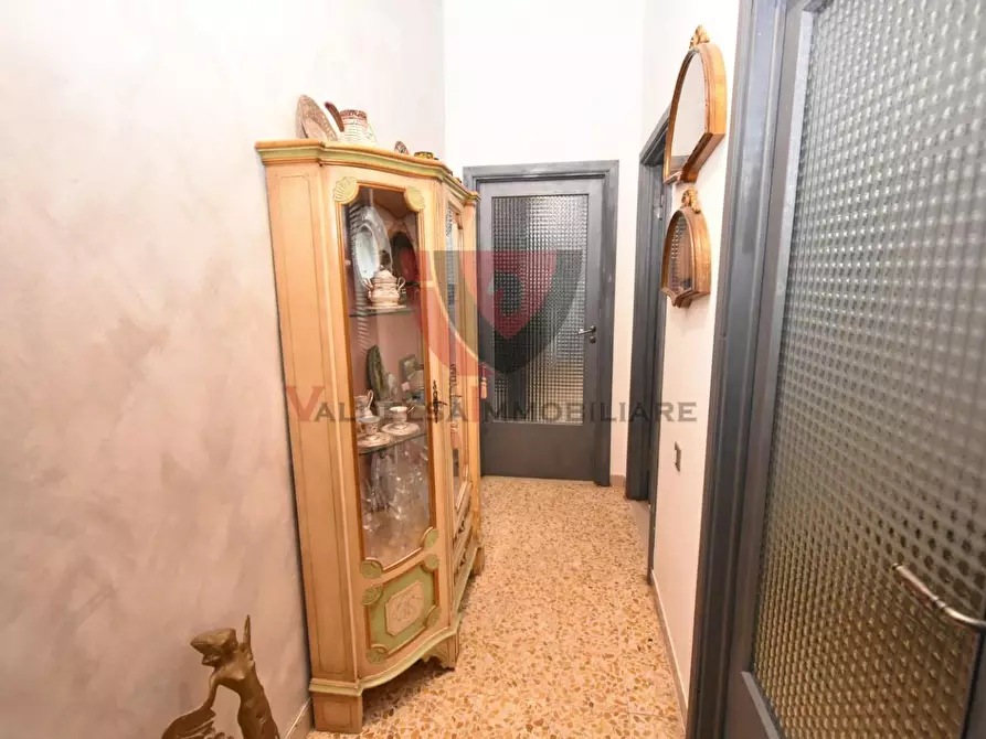 Immagine 28 di Appartamento in vendita  a Siena