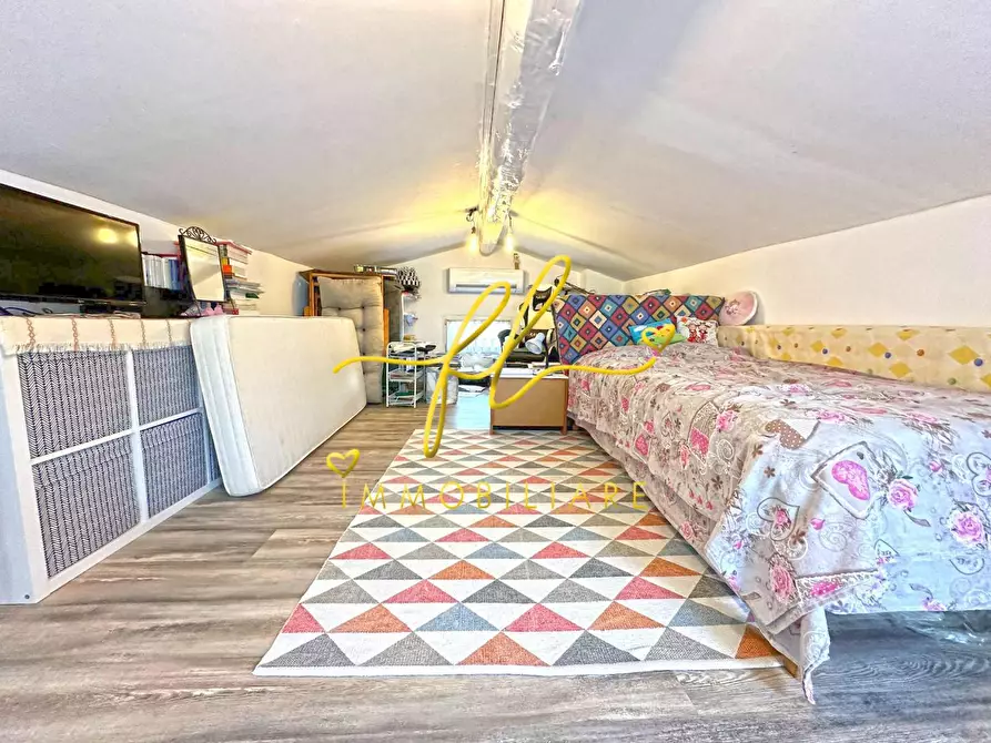 Immagine 26 di Appartamento in vendita  a Cecina